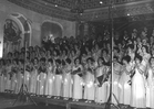 04_Daddy_with_choir_RODINA_in_San_Susi.jpg
